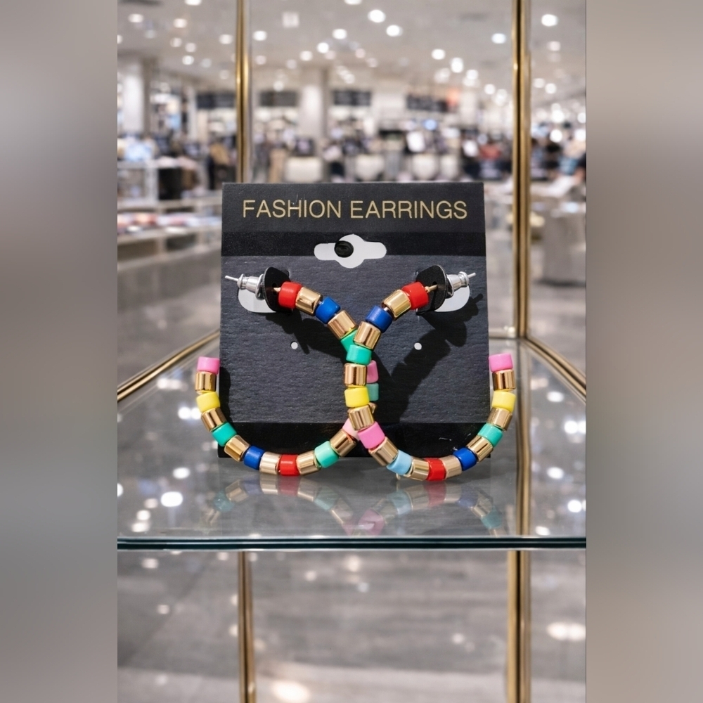Multicolor hoop earrings